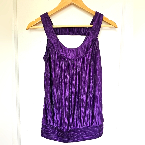 Set of 2 scoop neck tank tops (M) - Picture 4 of 8